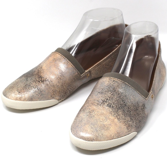 melanie slip on